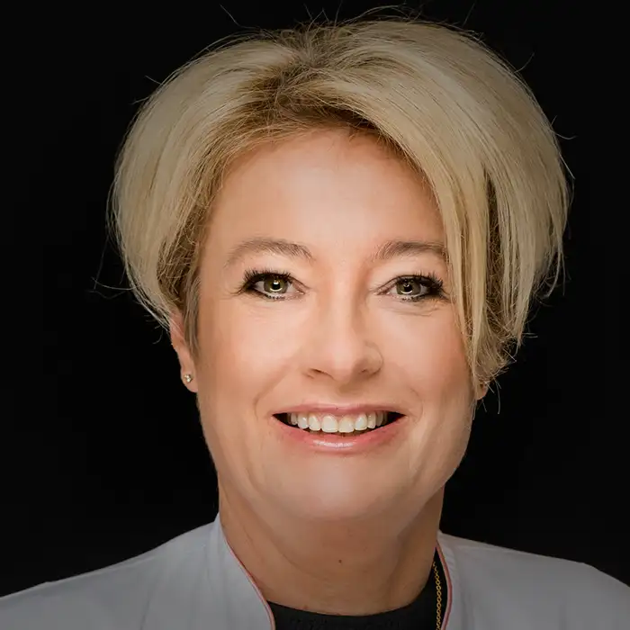 Prof. dr hab. n. med. Irena Walecka, MBA